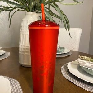 2022 Starbucks Valentine Cup/ red. Only used twice. Looks brand new